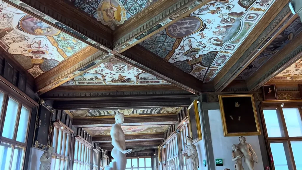 Uffizi Gallery Virtual Tour and Highlights 4K HDR Florence Italy Galleria degli Uffizi 9 28 screenshot